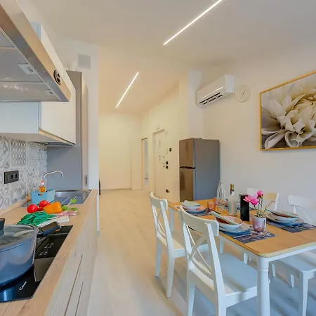 Magnolia - Palazzo Palermo 1817 - Happy Apartamento Salionze